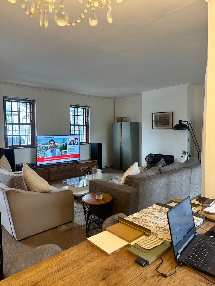 To Let 3 Bedroom Property for Rent in Wynberg Upper Western Cape